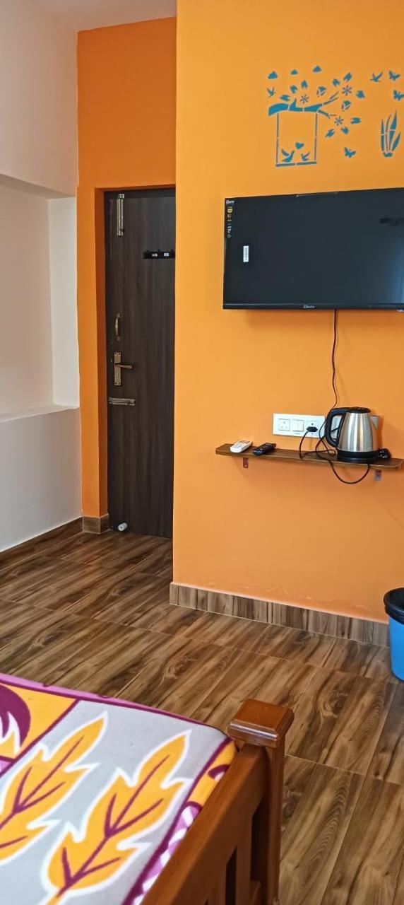 Kpr Residency Near Isha - Adiyogi Hotel Alāndurai Eksteriør billede